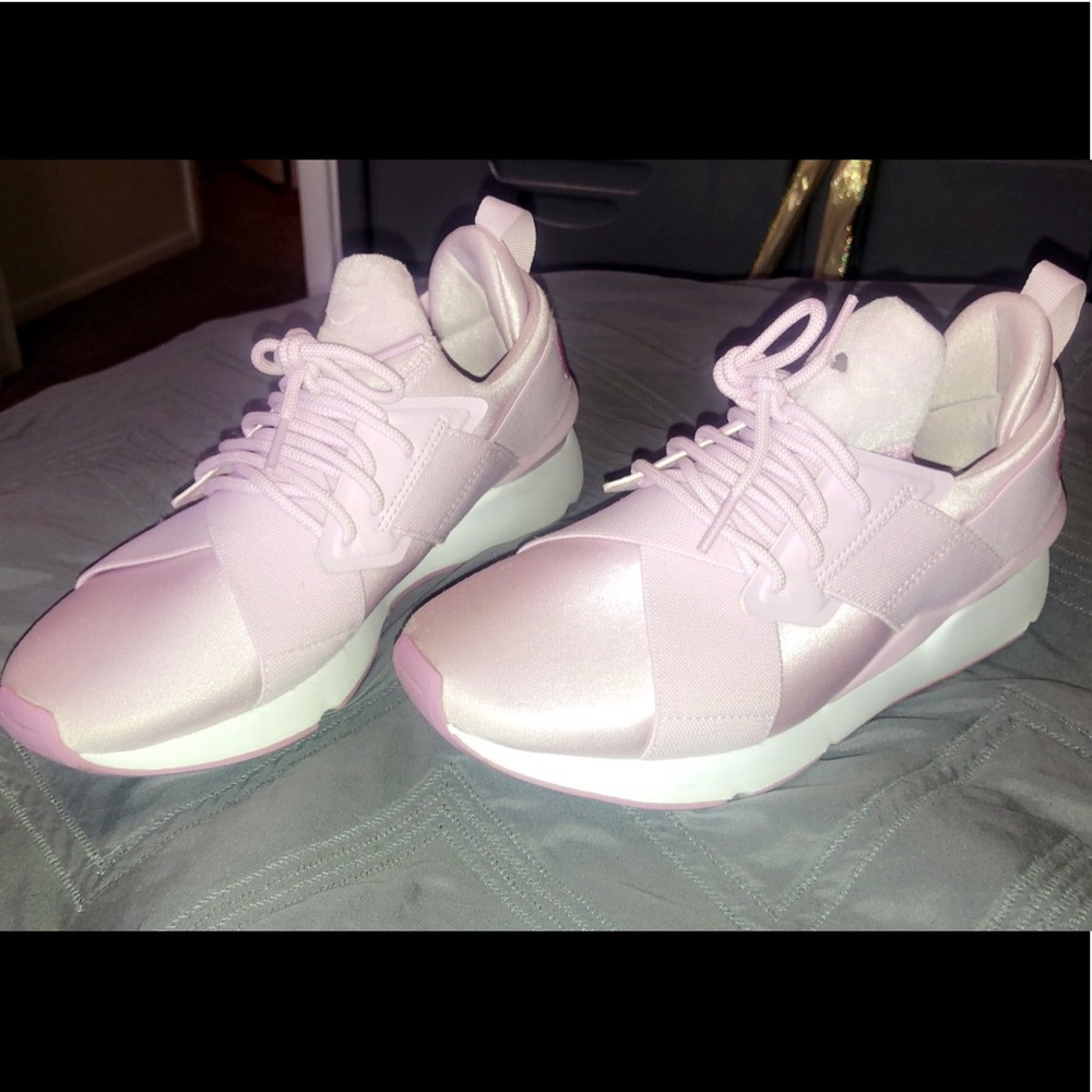 Pink Puma Running Shoes!